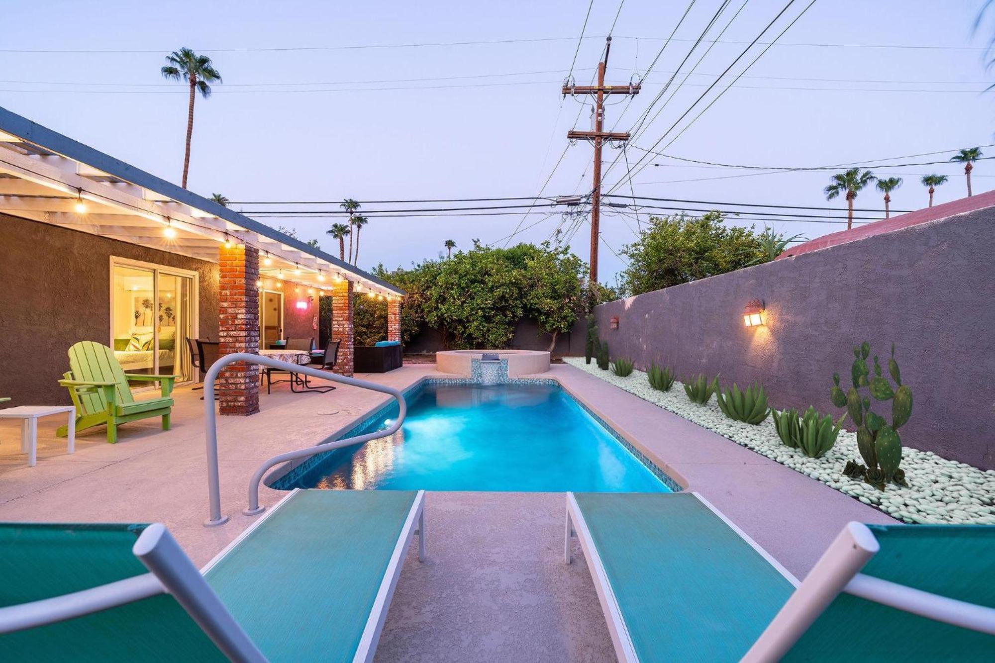 Sunny Days Ahead - Your Private Palm Springs Getaway Villa Exterior photo