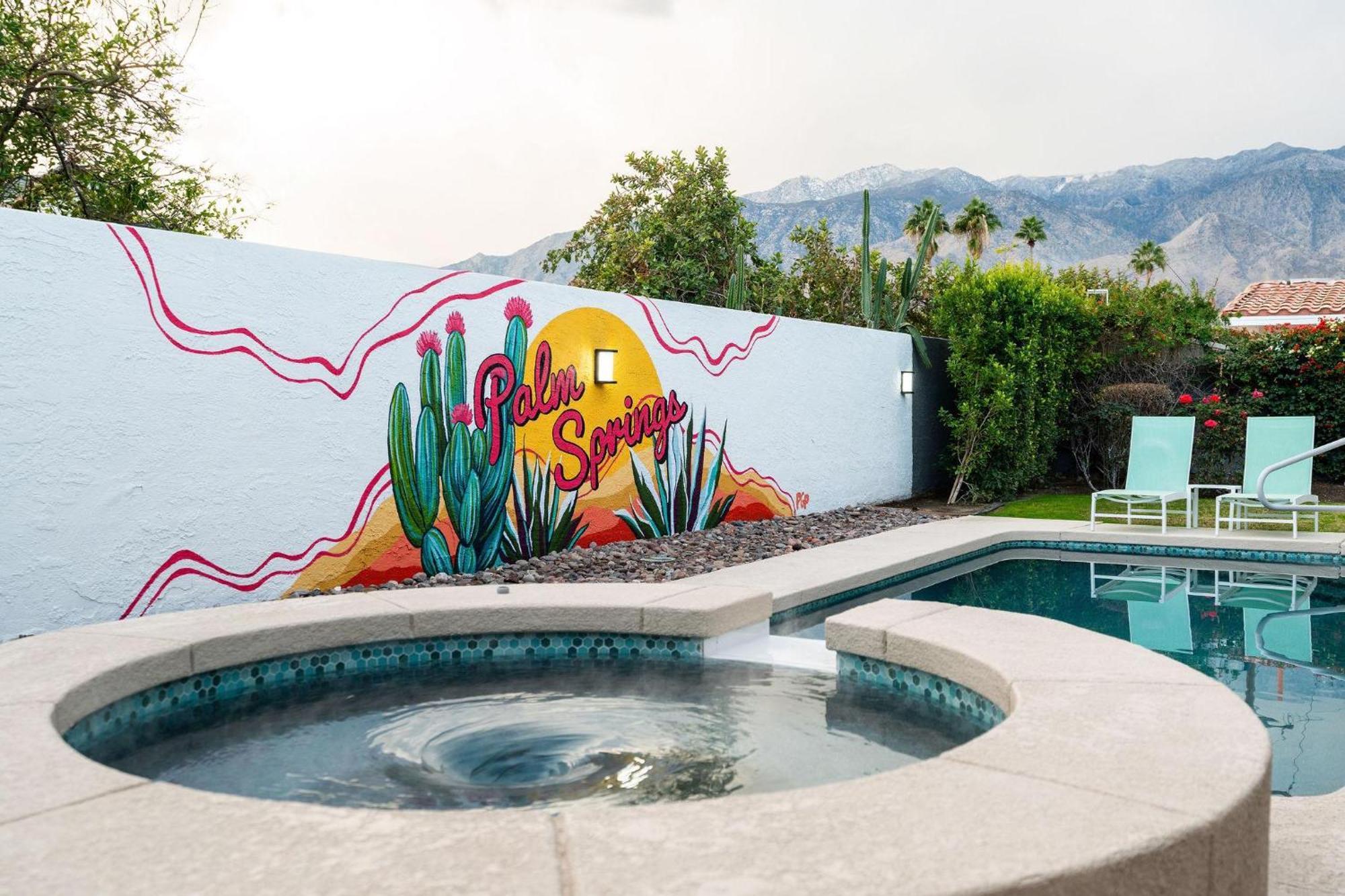 Sunny Days Ahead - Your Private Palm Springs Getaway Villa Exterior photo