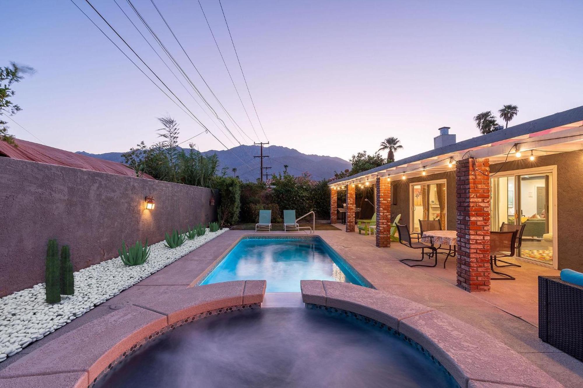 Sunny Days Ahead - Your Private Palm Springs Getaway Villa Exterior photo